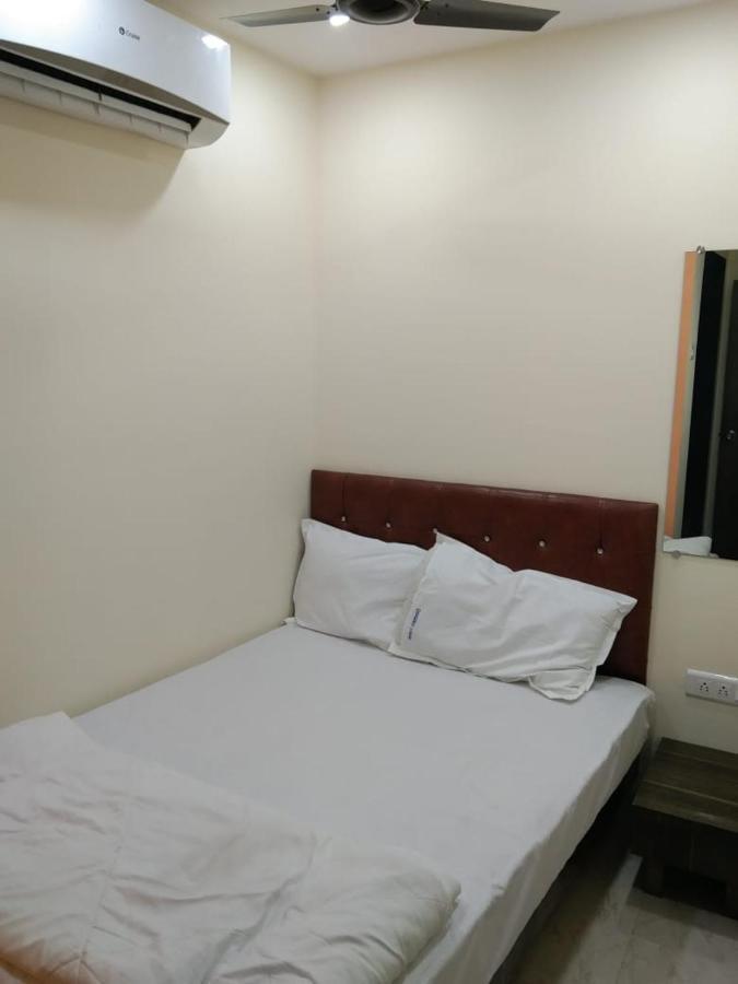 Sadguru Lodge Βομβάη Εξωτερικό φωτογραφία