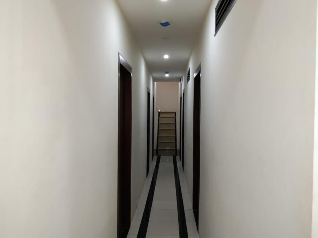 Sadguru Lodge Βομβάη Εξωτερικό φωτογραφία